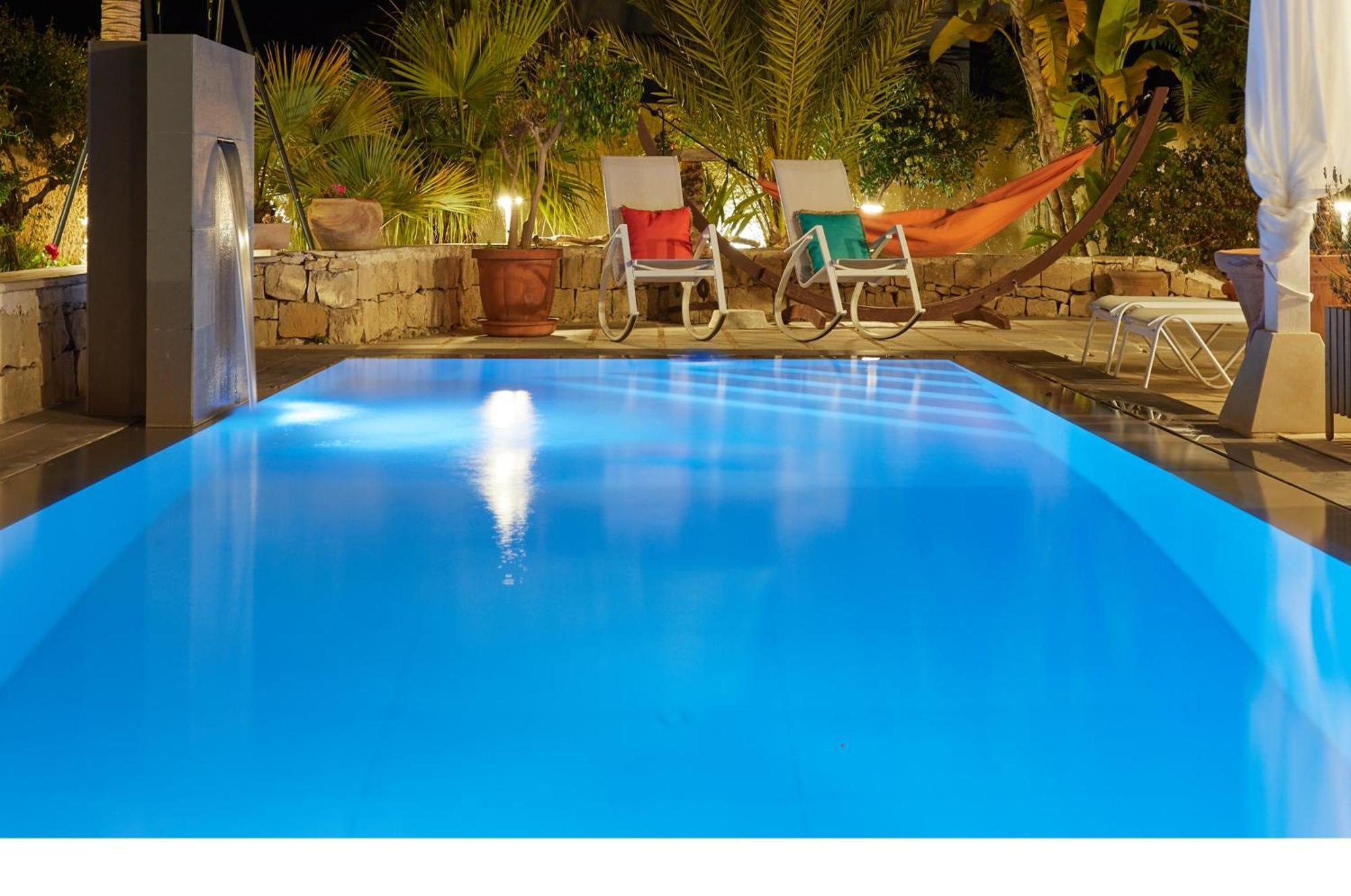 Villa Zamia Con Piscina サンタ・マリア・デル・フォカッロ エクステリア 写真